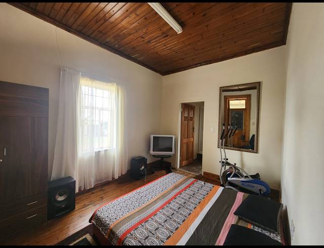 4 BEDROOM HOUSE FOR SALE IN BOSCHFONTEIN